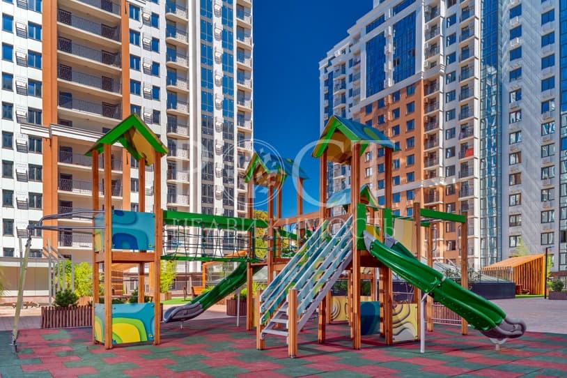slide-4