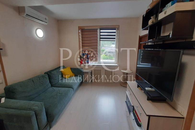 1 комн. квартира, 42 м², 2/8 эт.