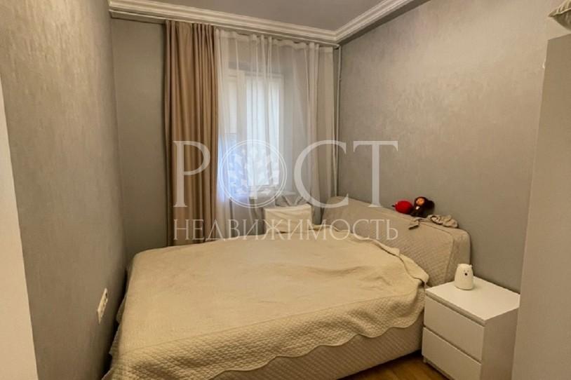 2 комн. квартира, 54 м², 9/2 эт.