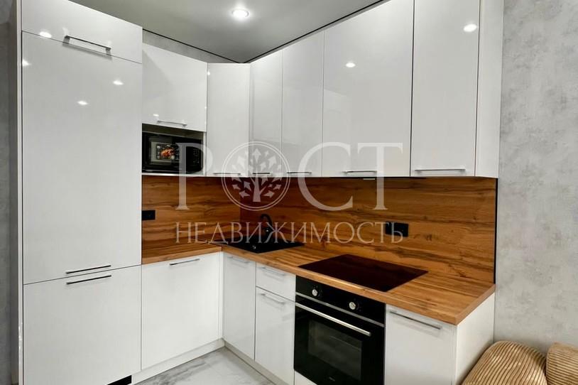 1 комн. квартира, 42 м², 8/12 эт.