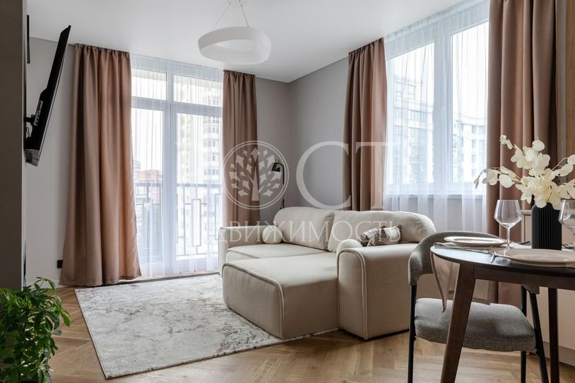 2 комн. квартира, 63 м², 14/19 эт.