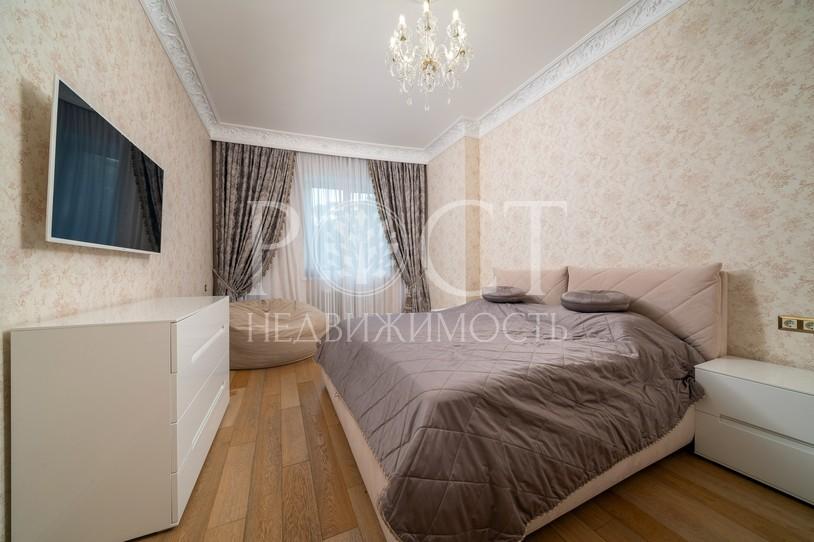 5 комн. квартира, 150 м², 18/3 эт.