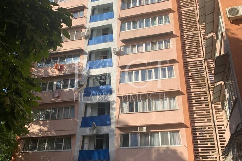 3 комн. квартира, 68 м², 12/12 эт.