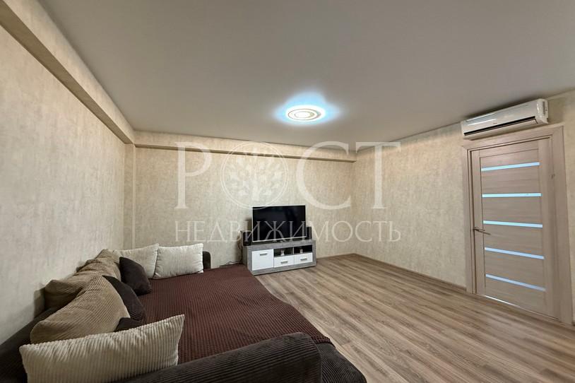 2 комн. квартира, 73 м², 4/10 эт.