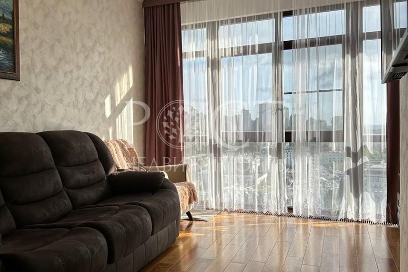 2 комн. квартира, 54 м², 21/18 эт.