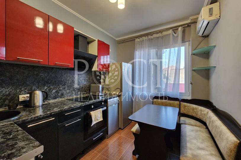 1 комн. квартира, 48 м², 7/15 эт.