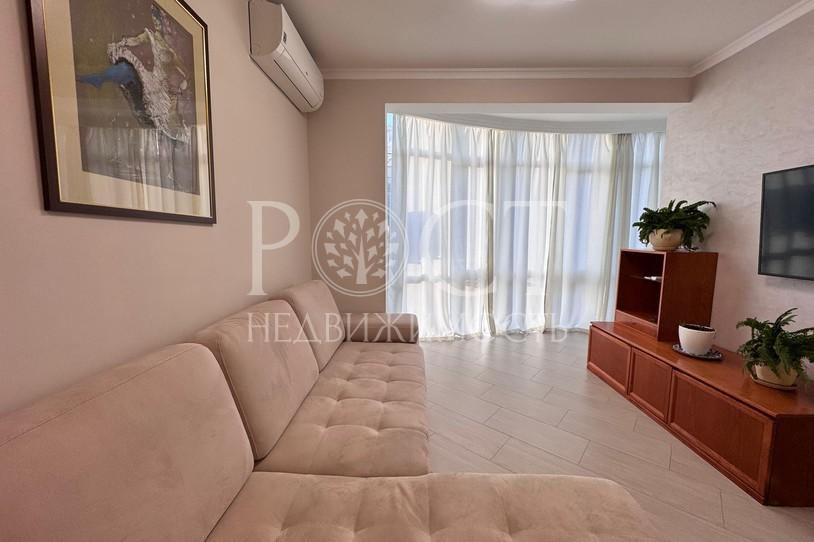2 комн. квартира, 45 м², 8/17 эт.