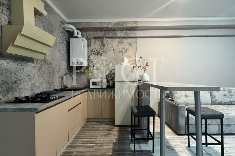 Студия комн. квартира, 32 м², 1/3 эт.