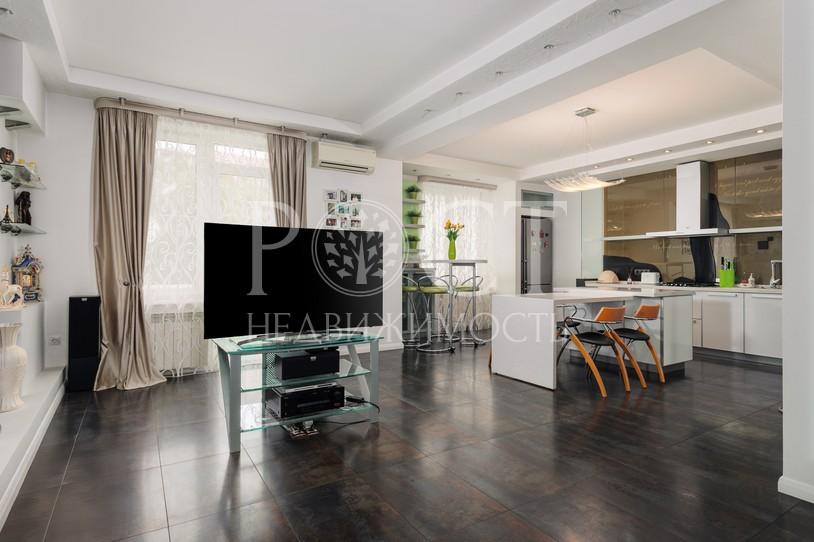 3 комн. квартира, 126 м², 2/5 эт.