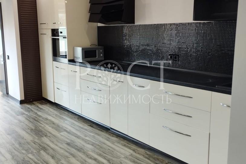2 комн. квартира, 76 м², 7/24 эт.