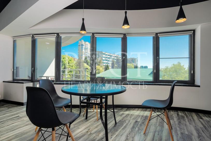 2 комн. квартира, 76 м², 7/24 эт.
