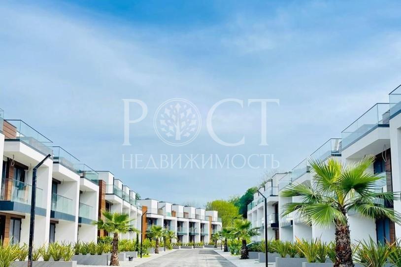Таунхаус 159 м² на участке 1.35 сот.