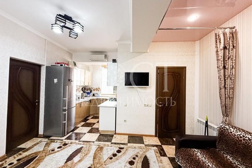 3 комн. квартира, 63 м², 3/6 эт.