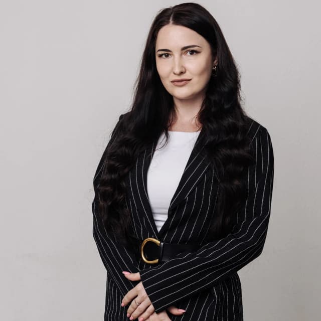 Инна Комарова