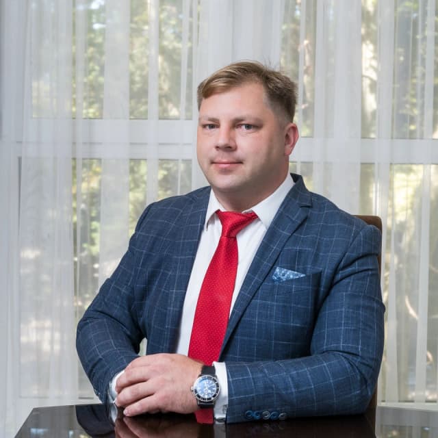 Дмитрий Царев